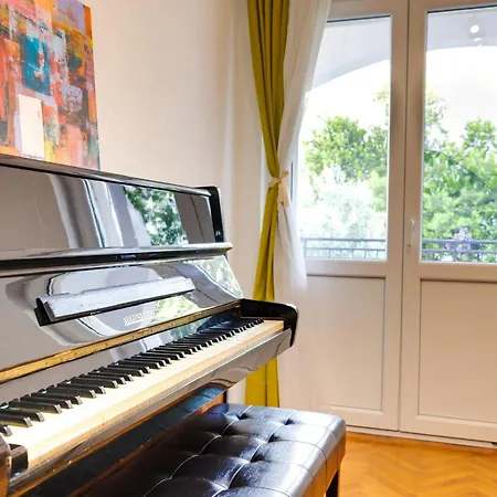 Andrijasevic * Makarska