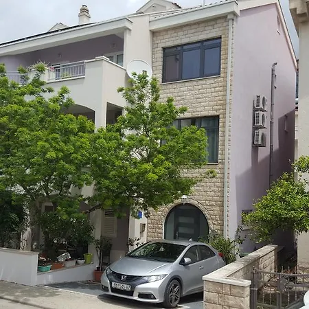 Apartment Andrijasevic *