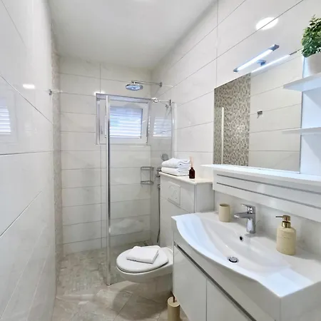 Andrijasevic * Makarska