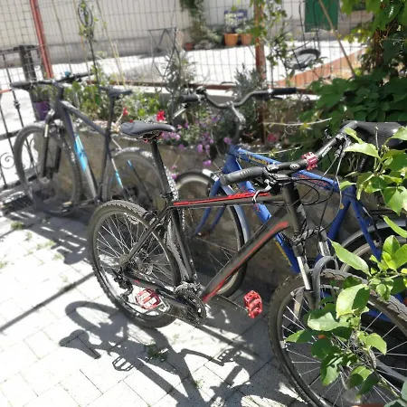 アパート Andrijasevic マカルスカ