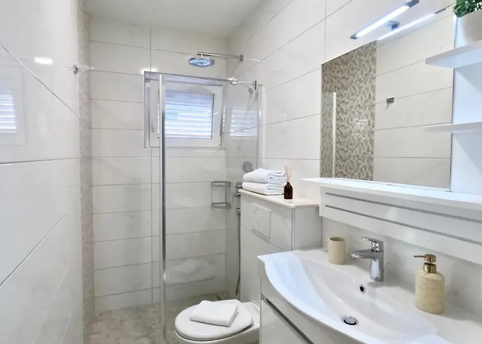 Andrijasevic * Makarska